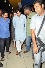 Pawan Kalyan Watched Rangasthalam along with Ram Charan